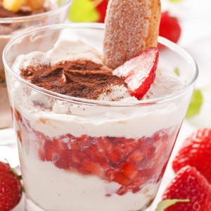 crema ai frutti di bosco, dolce ai frutti di bosco, dolci al cucchiaio, dolci alla frutta